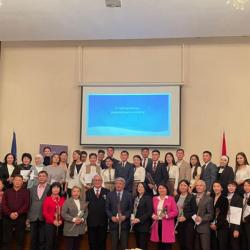 КРПМБАнын Профсоюздук коому тарабынан уюштурулган Кыргыз Республикасынын билим берүү кызматкерлеринин күнүн белгилөө аземи болуп өттү КРПМБАнын Профсоюздук коому тарабынан уюштурулган Кыргыз Республикасынын билим берүү кызматкерлеринин күнүн белгилөө аземи болуп өттү