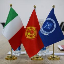 АКАДЕМИЯДА ИТАЛИЯНЫН АТАЙЫН ЖАНА ЫЙГАРЫМ УКУКТУУ МИНИСТРИ – БОРБОРДУК АЗИЯ БОЮНЧА КООРДИНАТОРУ, МЫРЗА ФЕДЕРИКО ФАЙЛЛА МЕНЕН ЖОЛУГУШУУ ӨТ