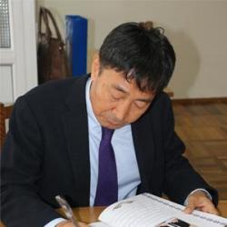 В АГУПКР состоялся визит чрезвычайного и полномочного посла республики Корея в Кыргызстане господина Ха Тэ Ек. В АГУПКР состоялся визит чрезвычайного и полномочного посла республики Корея в Кыргызстане господина Ха Тэ Ек.